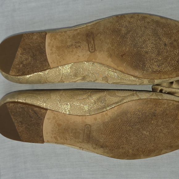 COACH Gold Flats With Bow Size 7.5 7 1/2 - Picture 11 of 15